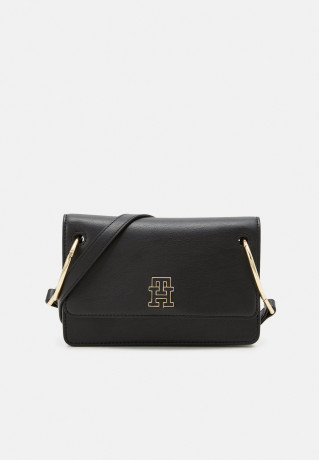 Tommy Hilfiger CHIC CROSSOVER Across body bag black CHIC CROSSOVER Сумка через плечо черный