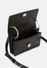Tommy Hilfiger CHIC CROSSOVER Across body bag black CHIC CROSSOVER Сумка через плечо черный