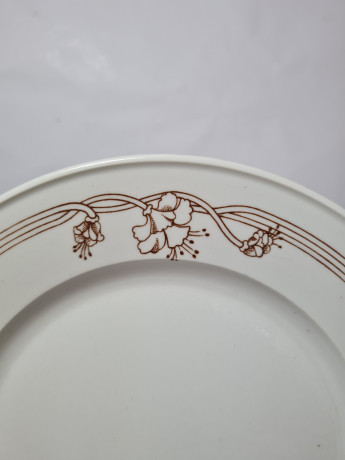 Набор тарелок винтажных Sarreguemines France, белый фарфор с коричневым цветочным декором, 6шт x 21 x 2,5 см, Франция, 1960-70гг.