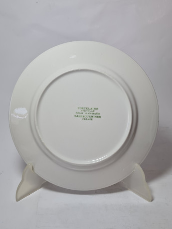 Набор тарелок винтажных Sarreguemines France, белый фарфор с коричневым цветочным декором, 6шт x 21 x 2,5 см, Франция, 1960-70гг.