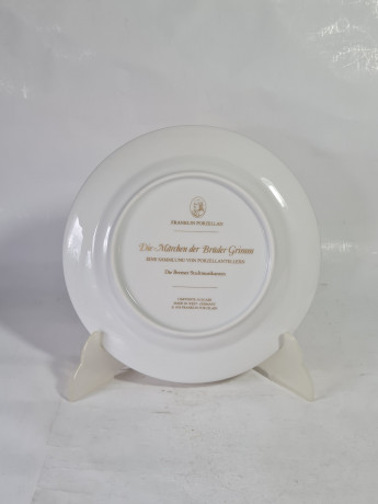 Тарелка коллекционная винтажная Franklin Porzellan, сказки братьев Гримм "Бременские музыканты", 20 x 2 см, Германия, 1978г.