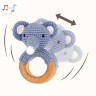Angels Baby Gehakelte Babyrassel aus Baumwolle mit Beissring aus Holz in niedlichem Tiermotiv Вязаная крючком детская погремушка из хлопка с деревянным колечком для прорезывания зубов в милом зверином мотиве.