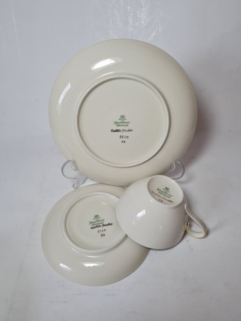 Johann Seltmann Vohenstrauß Bavaria Чайное трио белый фарфор с позолоченным узором, Германия, 1960-70гг.