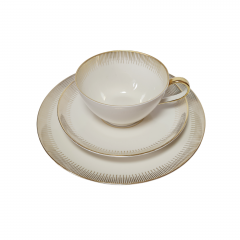 Johann Seltmann Vohenstrauß Bavaria Чайное трио белый фарфор с позолоченным узором, Германия, 1960-70гг.