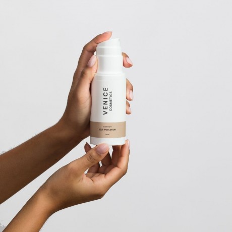VENICE Overnight Self Tan Lotion Dark  Ночной лосьон для автозагара темный