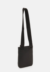 Tommy Hilfiger CORPORATE MINI CROSSOVER UNISEX Across body bag black CORPORATE MINI CROSSOVER UNISEX Сумка через плечо черный