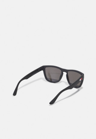 Tommy Hilfiger Sunglasses matt black Солнечные очки матовый черный