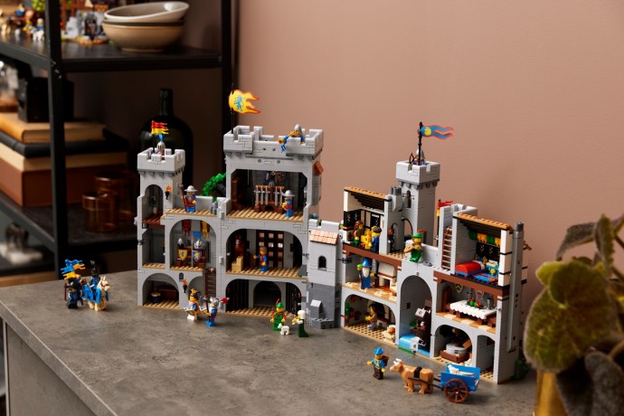 Lego Burg der Lowenritter Замок Львиных Рыцарей