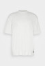 Tommy Hilfiger TOMMY HILFIGER X SHAWN MENDES ARCHIVE TEE UNISEX Print T-shirt weathered white ФУТБОЛКА TOMMY HILFIGER X SHAWN MENDES ARCHIVE UNISEX Футболка с принтом выветрившийся белый