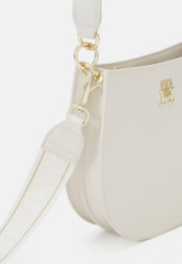 Tommy Hilfiger LIFE MED CROSSOVER Across body bag weathered white LIFE MED CROSSOVER Сумка через плечо выветрившийся белый