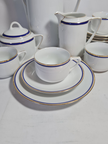 Сервиз чайный винтажный Eamag Alt Schonwald на 4 персоны, с синей и золотой полосой, фарфор, Германия, 1960-70гг.