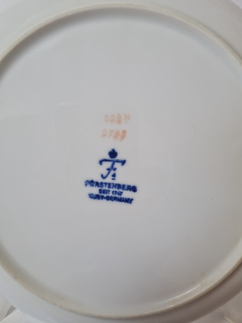 Тарелки винтажные Furstenberg с зеленым цветочным рисунком, 2 шт., фарфор, 18 и 13,5 см, Германия, 1960-70гг.