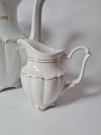 Walbrzych Poland Белый фарфоровый чайный набор с позолотой: чайник, сахарница, молочник, Польша, 1960-70гг.