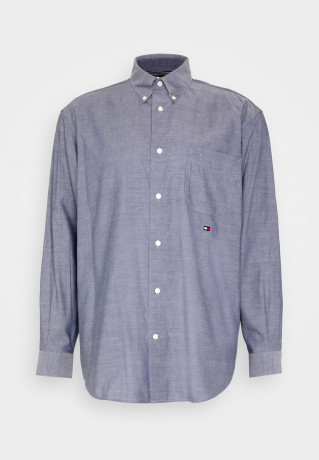 Tommy Hilfiger TOMMY HILFIGER X SHAWN MENDES OXFORD ARCHIVE SHIRT UNISEX Shirt blue coast TOMMY HILFIGER X SHAWN MENDES OXFORD ARCHIVE РУБАШКА УНИСЕКС Рубашка голубое побережье