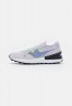 Nike Sportswear WAFFLE ONE Sneaker low football grey/light thistle/dark obsidian/white doll/ghost green WAFFLE ONE кроссовки женские низкие серый футбол/светлый чертополох/темный обсидиан/белая кукла/зеленый призрак