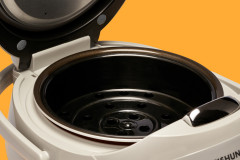 Reishunger Reishunger Reiskocher Digitaler Mini Reiskocher, 350 W, Dampfeinsatz, Messbecher, Reisloffel, Timer- und Warmhaltefunktion Grau Рисоварка Reishunger цифровая мини-рисоварка, 350 Вт, паровая вставка, мерный стакан, ложка для риса, таймер и функц