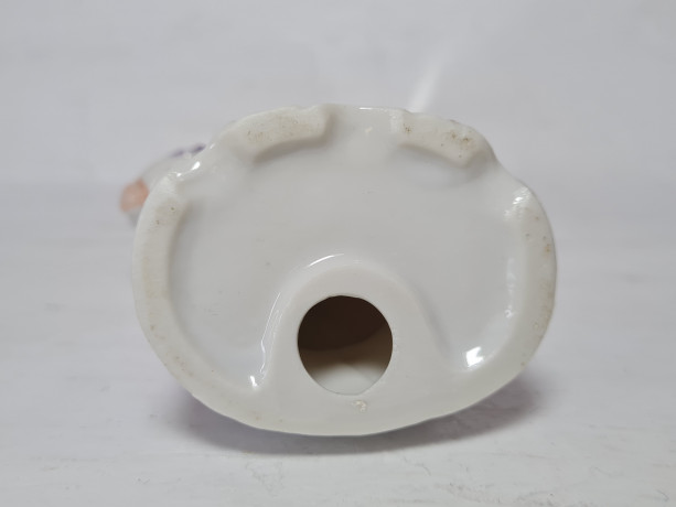 Barock Rokoko Статуэтка "Дама в викторианском стиле в бордово-фиолетовом платье и шляпке", 12,5 x 7 см, Германия, 1960-70гг.