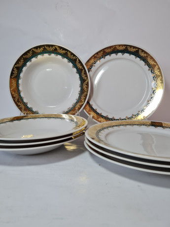 H&C Czechoslovakia Набор тарелок Белый фарфор с зелено-золотым  ободком, 4шт х 23 x 3,5 см и 4шт х 24,5 x 3 см, Чехословакия, 1960-70гг.