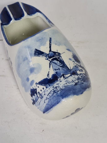 Фигурка винтажная Delft Blue Holland "Башмачок с мельницей", фарфор, 6 x 16 x 8 см, Нидерланды, 1960-1970гг.