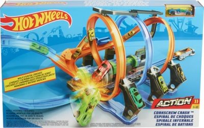 Mattel Hot Wheels Korkenzieher-Crash Trackset inkl. 1 Spielzeugauto Набор гоночных треков Hot Wheels, включая 1 игрушечную машинку.