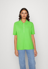 Tommy Hilfiger REG SS Polo shirt spring lime REG SS Рубашка поло весенняя известь