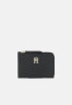 Tommy Hilfiger FEMININE SLIM WALLET Wallet black ЖЕНСКИЙ ТОНКИЙ КОШЕЛЕК Кошелек черный