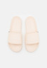 Tommy Hilfiger FEMININE SEASONAL SLIDE Mules sugarcane ЖЕНСКИЕ СЕЗОННЫЕ СЛАЙДЫ Мюли сахарный тростник