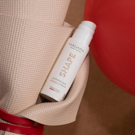 MADARA SHAPE Caffeine-Mate Straffende Anti-Cellulite-Creme  SHAPE Caffeine-Mate Подтягивающий антицеллюлитный крем