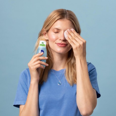 Nivea Sanfter Augen Make-Up Entferner  Мягкое средство для снятия макияжа с глаз