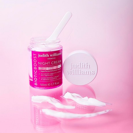 Judith Williams Nachtcreme zur Unterstutzung des Hautmikrobioms und der Hautregeneration  Ночной крем для поддержания микробиома кожи и регенерации кожи
