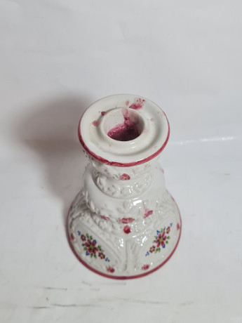 Подсвечник винтажный MR Marzi&Remy с декором в виде мелких розовых цветков, фарфор, 16.5 см, Германия, 1960-70гг.