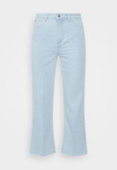 Tommy Hilfiger KICK FLARE ABY Flared Jeans light-blue denim KICK FLARE ABY Расклешенные джинсы голубой деним