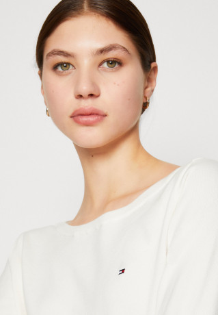 Tommy Hilfiger STITCH Jumper weathered white СТРОЧКА перемычки выветрившийся белый