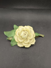 Статуэтка винтажная The Franklin Mint "Желтый цветок с листьями", фарфор, 17 х 5 см, Италия, 1985 год.