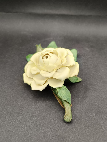 Статуэтка винтажная The Franklin Mint "Желтый цветок с листьями", фарфор, 17 х 5 см, Италия, 1985 год.