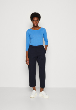 Tommy Hilfiger 1985 SLIM OPEN 3/4 Long sleeved top iconic blue 1985 SLIM OPEN 3/4 Топ с длинными рукавами знаковый синий