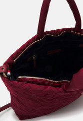 Tommy Hilfiger IDOL TOTE MONO Tote bag rouge IDOL TOTE MONO Сумка-тоут румяна