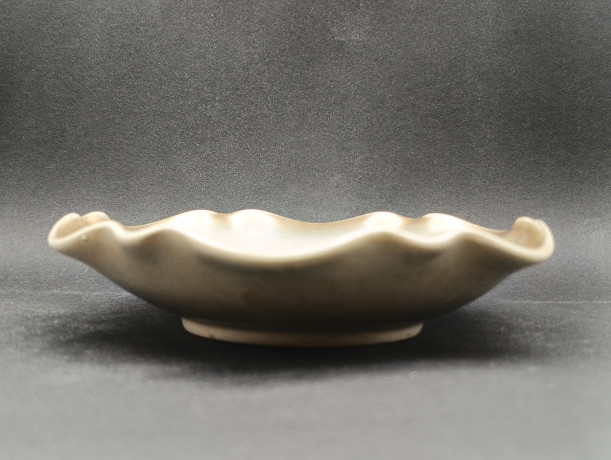 Фруктовница винтажная Jasba Pottery, в стиле майолика, керамика, рельефный край, 17.5 см, Германия, 1970-80гг.