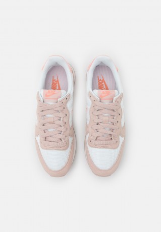 Nike Sportswear INTERNATIONALIST Sneaker low summit white INTERNATIONALIST Низкие кроссовки женские вершина белая