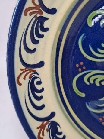 Тарелка декоративная Lehmann  Soufflernheim, керамика в темно-синих тонах, ручная роспись, 24,5 x 4,5 см, Германия, 1960-70гг.