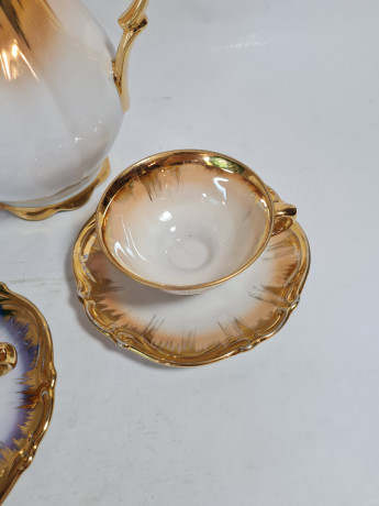 Набор для кофе винтажный RW Bavaria, белый фарфор с обильной позолотой: кофейник 19 x 21 см, 3 чашки 9 x 4,5 м, 4 x блюдца - 12см, Германия, 1960-70гг.