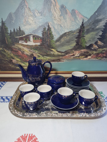 Сервиз кофейный винтажный в японском стиле на 4 персоны, в сине-золотистых тонах, фарфор, кофейные пары, сахарница, кофейник, Япония, 1960-70гг.