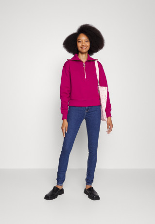 Tommy Hilfiger RELAXED COSY  Sweatshirt italian wine RELAXED COSY Толстовка итальянское вино