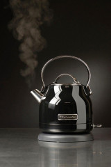 KitchenAid KitchenAid Wasserkocher 5KEK1222EOB ONYX BLACK, 1,25 l, 2200 W  Чайник KitchenAid 5KEK1222EOB ONYX BLACK, 1,25 л, 2200 Вт