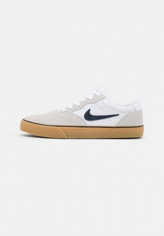 Nike SB CHRON 2 UNISEX Sneaker low white/obsidian/white/light brown/black CHRON 2 UNISEX Низкие кроссовки женские белый/обсидиан/белый/светло-коричневый/черный
