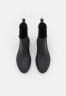 Tommy Hilfiger MATT ANKLE RAINBOOT WITH ELASTIC Wellies black МАТОВЫЕ ДОЖДЕВЫЕ БОТИНКИ С ЭЛАСТИЧКОМ Резиновые сапоги черный