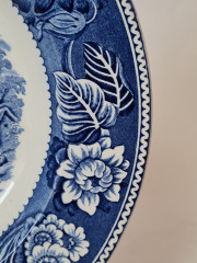 Набор тарелок винтаж Burslem England Woodland, фарфор с пейзажем и растительным декором в синих тонах, 4 шт х 23 x 3,5 см, Англия, 1960-70гг.