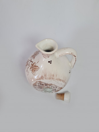 Ulmer Keramik Винтажный керамический кувшин с пробкой для вина в коричнево-белых тонах "Сбор урожая винограда", 21см x 12см, Германия, 1960-70гг.