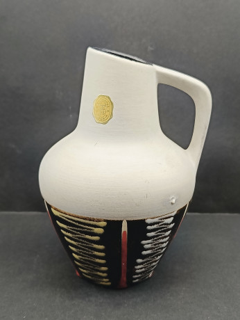 Кувшин винтажный Eckhardt Keramik с черно-красным основанием, керамика, 19 см, Германия, 1970-80гг.