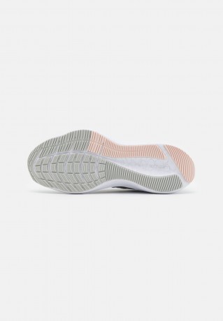 Nike Performance WINFLO 8 PRM Sneaker low grey fog/barely rose/pale coral/metallic pewter/pink oxford/white WINFLO 8 PRM кроссовки женские низкие серо-туманный/бледно-розовый/бледно-коралловый/металлик оловянный/розовый оксфорд/белый